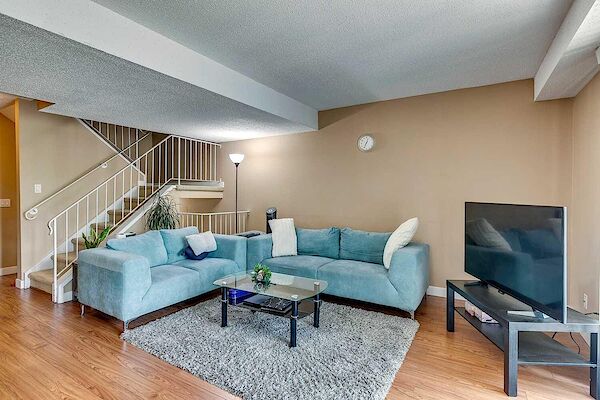Calgary 2 bedrooms Townhouse for rent. Property photo: 564020-3