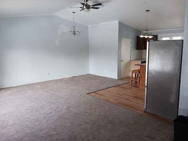 Calgary 3 bedrooms Main Floor for rent. Property photo: 564106-2