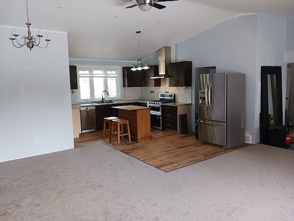 Calgary 3 bedrooms Main Floor for rent. Property photo: 564106-3