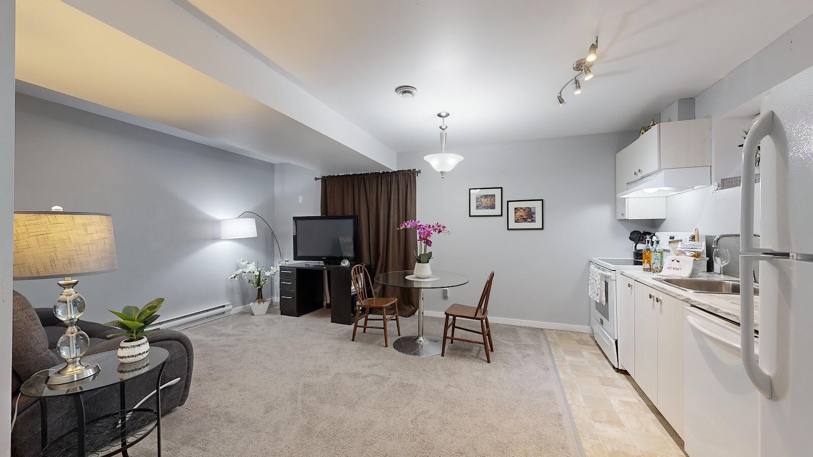 Edmonton 1 bedroom Basement for rent. Property photo: 565178-1