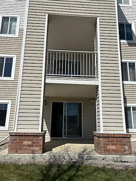 Calgary 1 bedroom Condo Unit for rent. Property photo: 565789-3