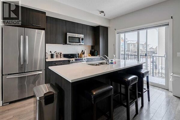 Airdrie 2 bedrooms Townhouse for rent. Property photo: 565920-2