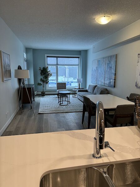 Calgary 2 bedrooms Condo Unit for rent. Property photo: 565933-3