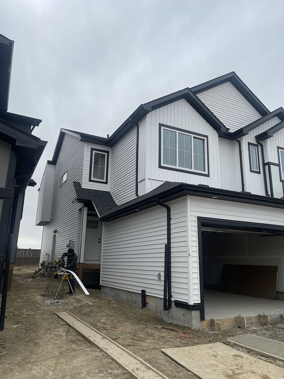 Edmonton 1 bedroom Basement for rent. Property photo: 566168-1