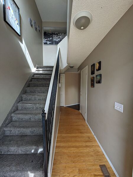 Calgary 2 bedrooms Townhouse for rent. Property photo: 566239-3