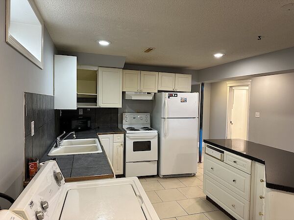 Calgary 2 bedrooms Basement for rent. Property photo: 566701-3