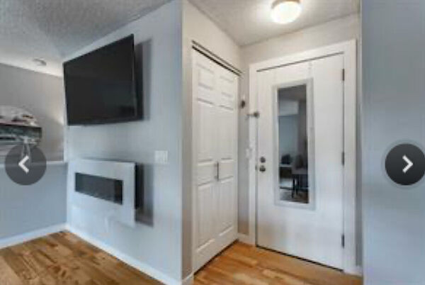 Calgary 2 bedrooms Condo Unit for rent. Property photo: 566962-2