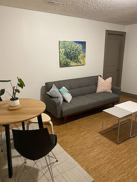 Calgary 3 bedrooms Room For Rent for rent. Property photo: 567034-2