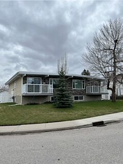 Calgary 2 bedrooms Basement for rent. Property photo: 567389-1