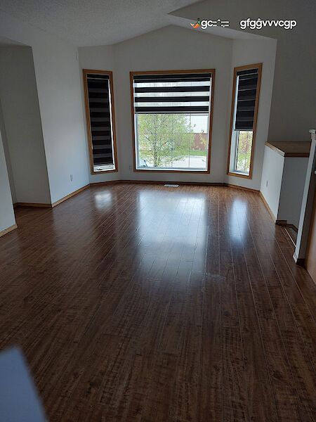 Calgary 3 bedrooms House for rent. Property photo: 567635-2