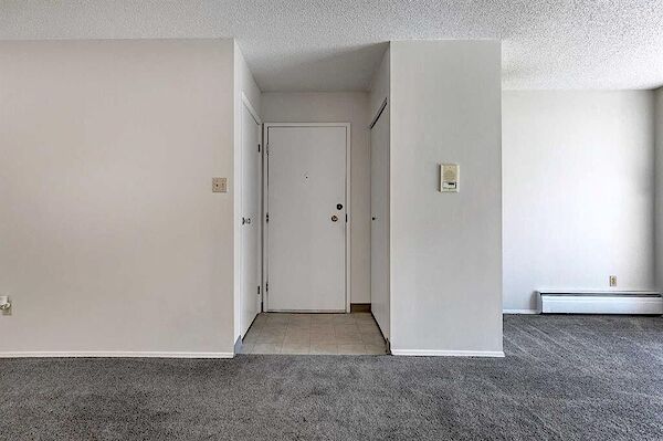 Calgary 2 bedrooms Apartment for rent. Property photo: 567969-3