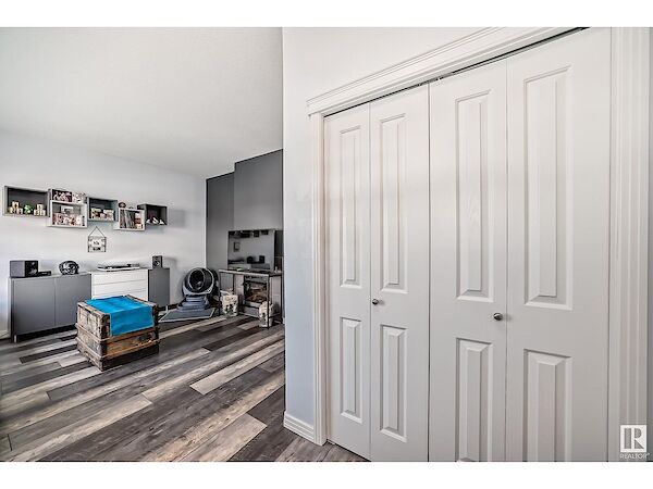 Edmonton 3 + Den bedrooms Townhouse for rent. Property photo: 568013-2
