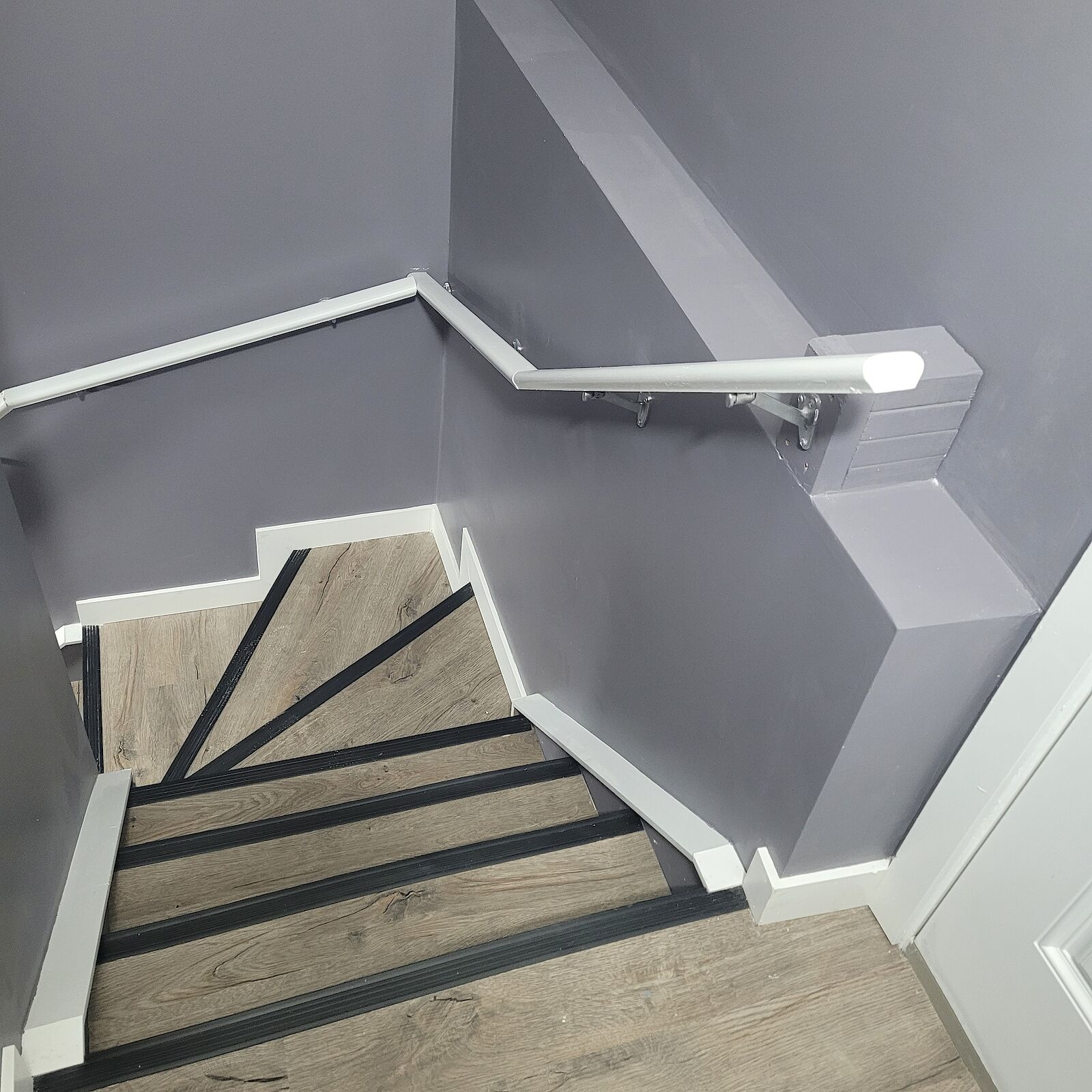 Edmonton 1 bedroom Basement for rent. Property photo: 568068-1