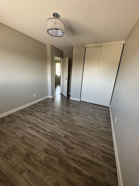 Calgary 3 bedrooms Townhouse for rent. Property photo: 568075-3