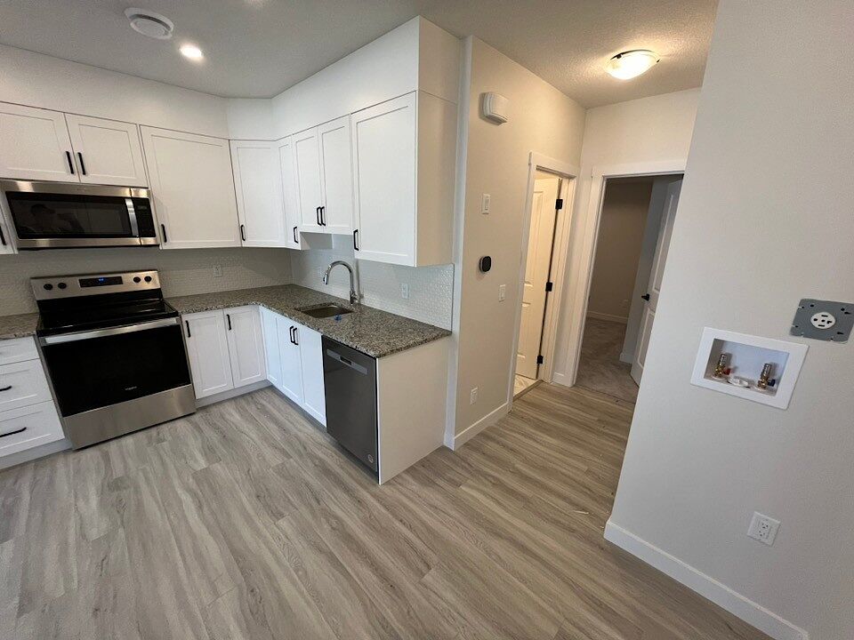 Calgary 2 bedrooms Basement for rent. Property photo: 568086-1