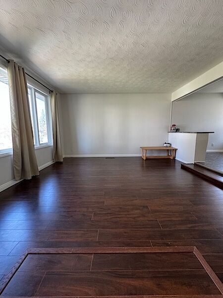 Saskatoon 2 bedrooms Main Floor for rent. Property photo: 568343-2
