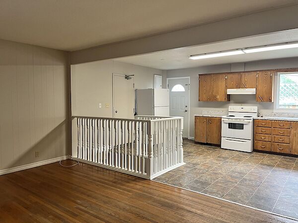 dd48b3022a5844e68dac0bc47a44e2fc+jpg Regina 3 bedrooms Duplex for rent. Property photo: 568396-2