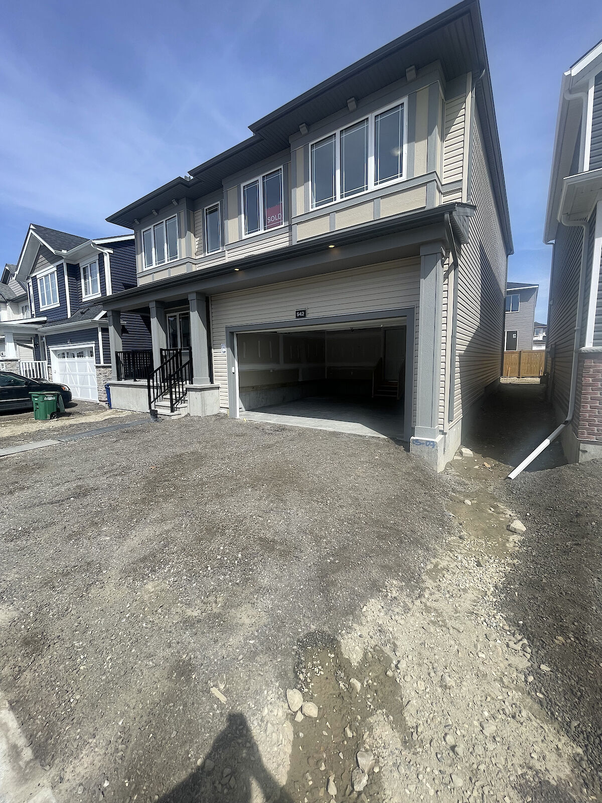 Airdrie 5 bedrooms House for rent. Property photo: 568755-1