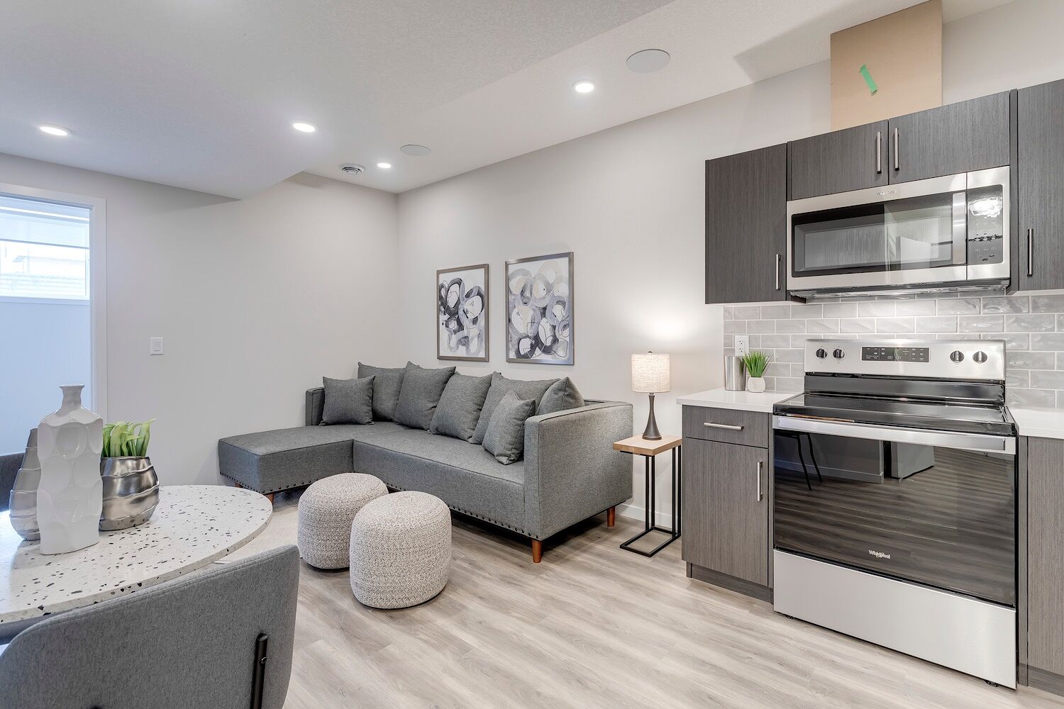 Calgary 2 bedrooms Basement for rent. Property photo: 568826-1