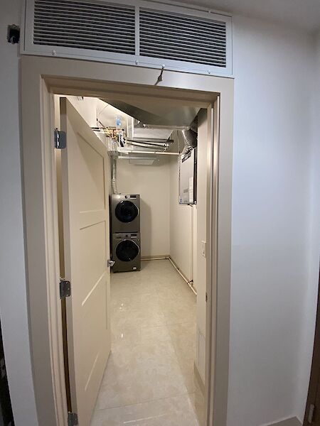 Edmonton 2 bedrooms Condo Unit for rent. Property photo: 569959-3