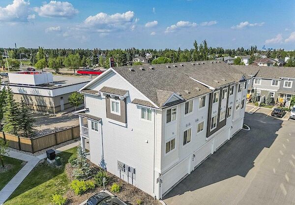 Edmonton 3 bedrooms Townhouse for rent. Property photo: 569979-3