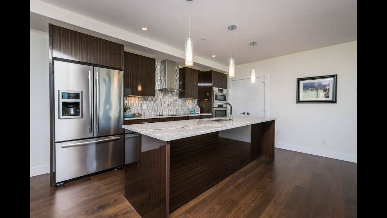 Edmonton 2 bedrooms Condo Unit for rent. Property photo: 570333-1
