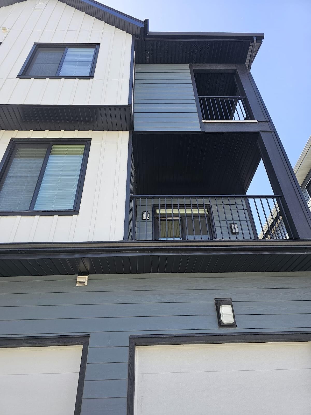 Calgary 2 bedrooms Townhouse for rent. Property photo: 570487-1
