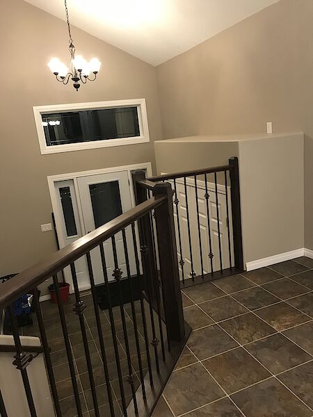 Lethbridge 3 bedrooms Main Floor for rent. Property photo: 570580-2