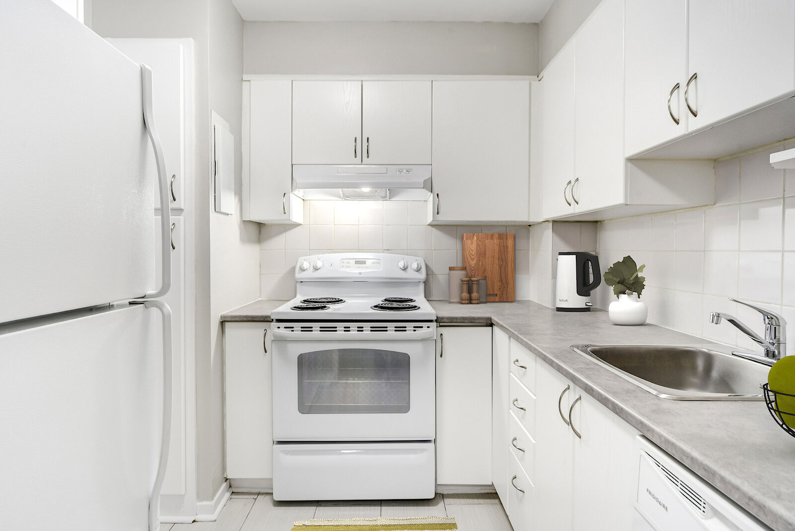 Côte Saint-Luc 1 bedrooms Apartment for rent. Property photo: 570854-1