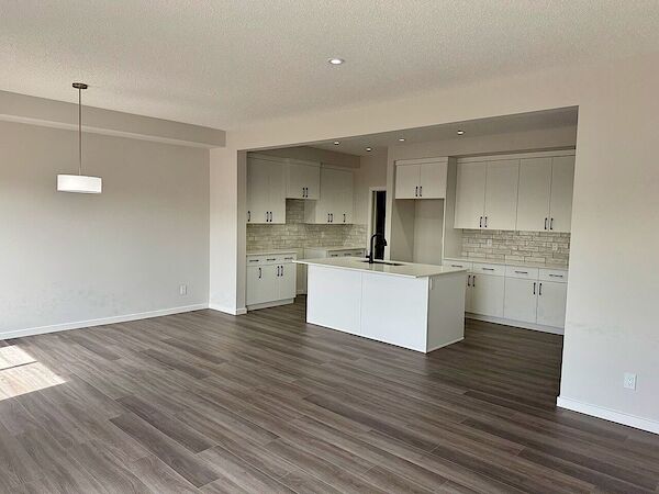 Edmonton 4 bedrooms Main Floor for rent. Property photo: 570920-3