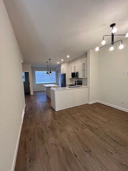Calgary 3 bedrooms Townhouse for rent. Property photo: 571017-3