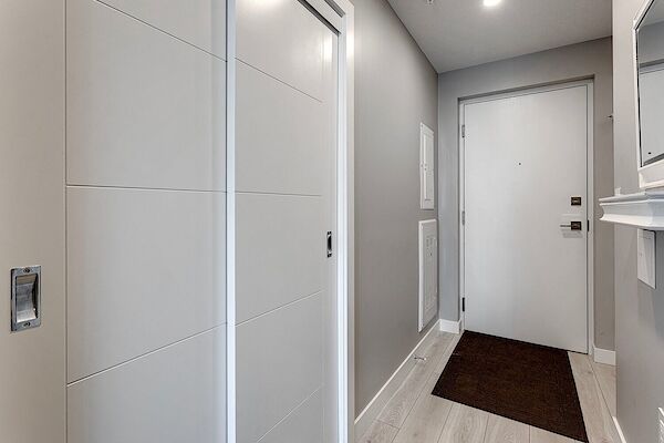 1703 Edmonton 2 bedrooms Apartment for rent. Property photo: 571639-2