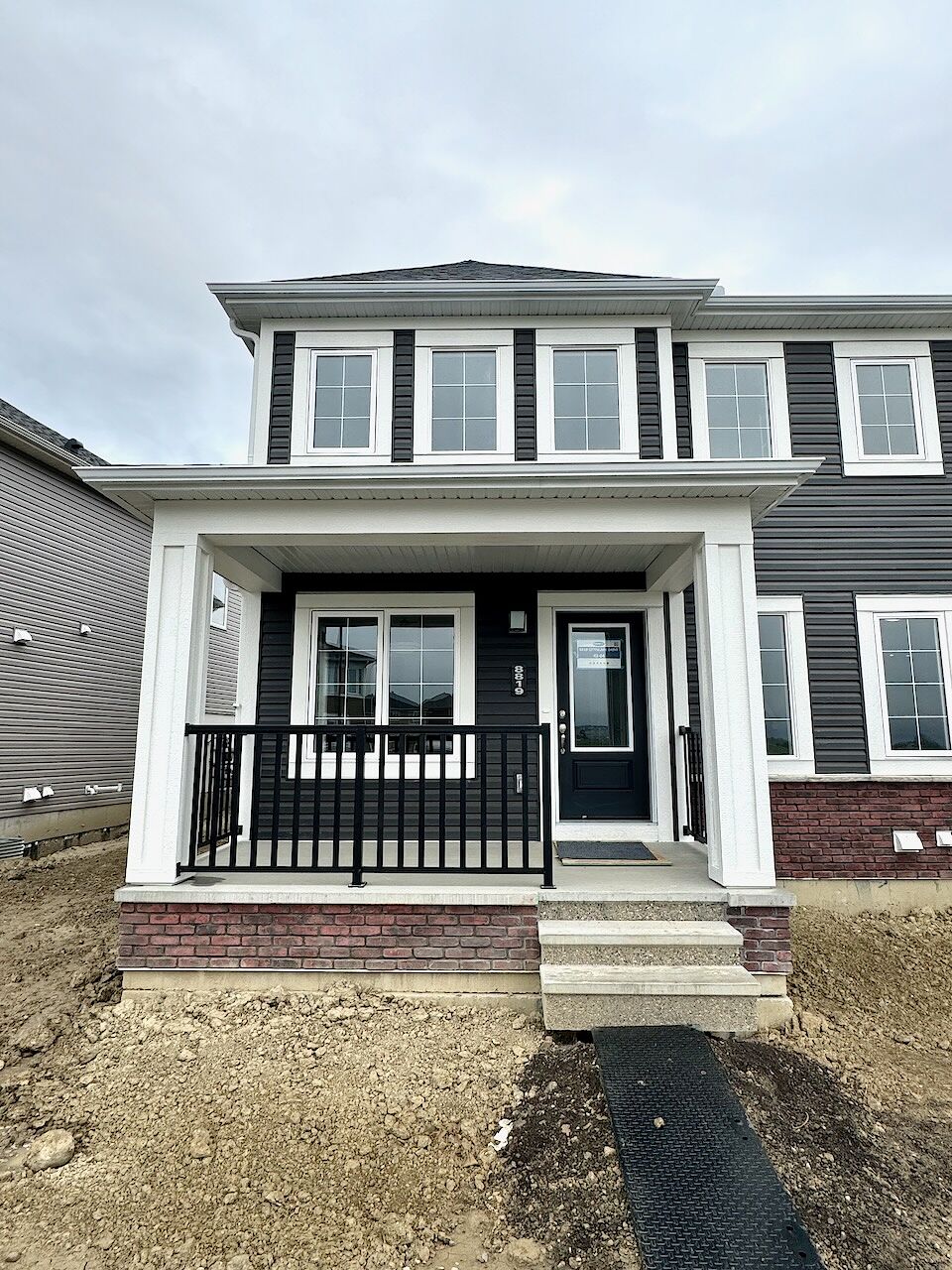 Calgary 3 bedrooms Townhouse for rent. Property photo: 572218-1