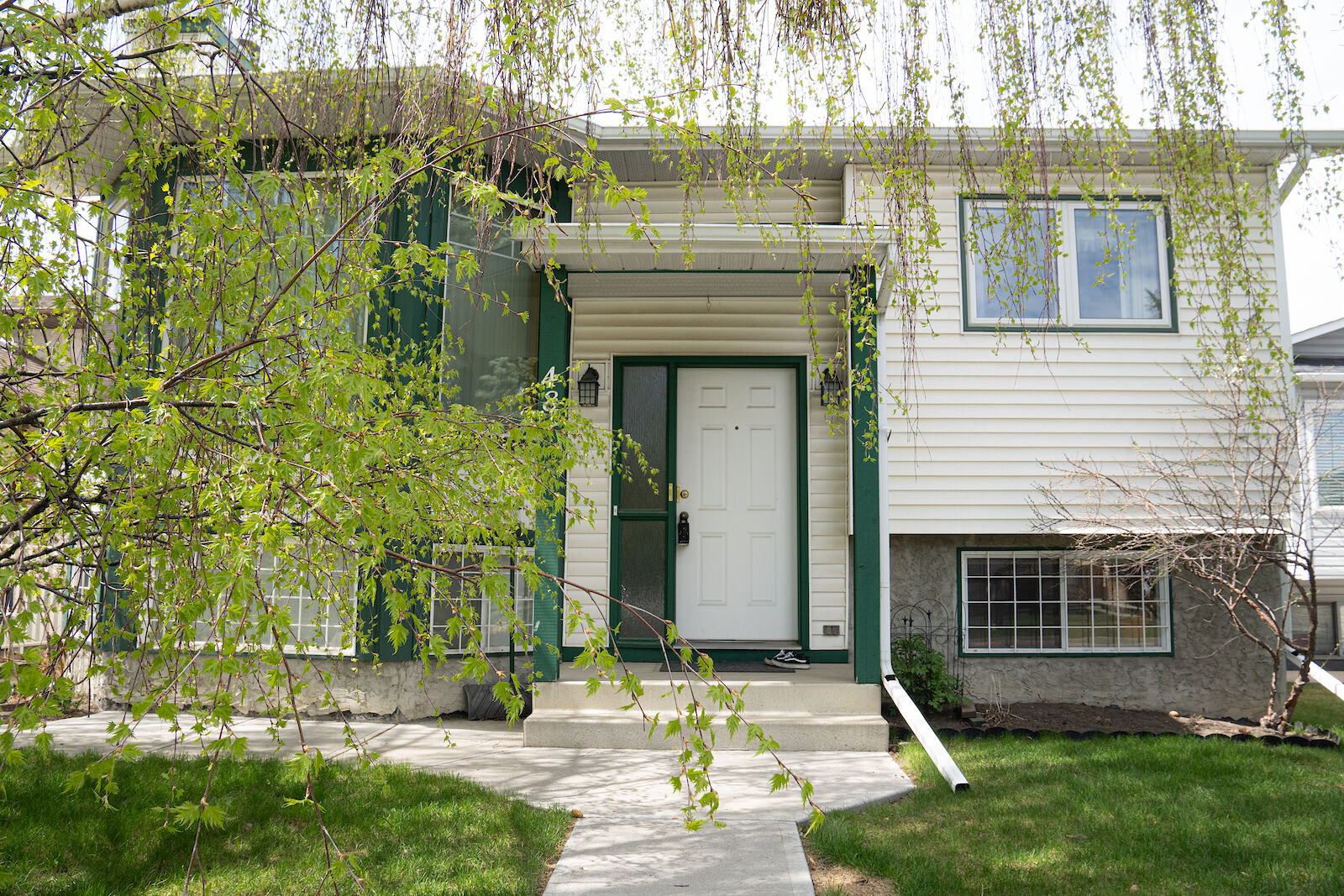 Calgary 5 bedrooms House for rent. Property photo: 572251-1
