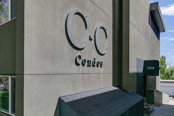 Calgary 2 + Den bedrooms Condo Unit for rent. Property photo: 572305-2