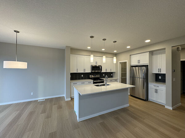 Calgary 3 bedrooms House for rent. Property photo: 572418-3