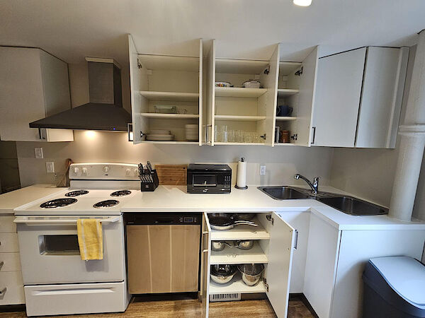 db883ff6286d4ebcbc2cbd8f72c45720+jpg Moose Jaw 1 bedroom Duplex for rent. Property photo: 572797-2