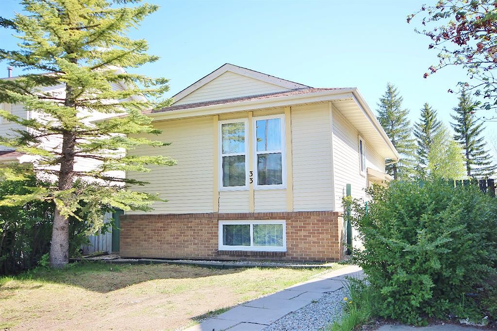 Calgary 3 bedrooms House for rent. Property photo: 572839-1