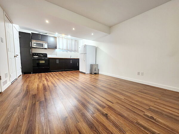 Calgary 1 bedroom Basement for rent. Property photo: 573590-2