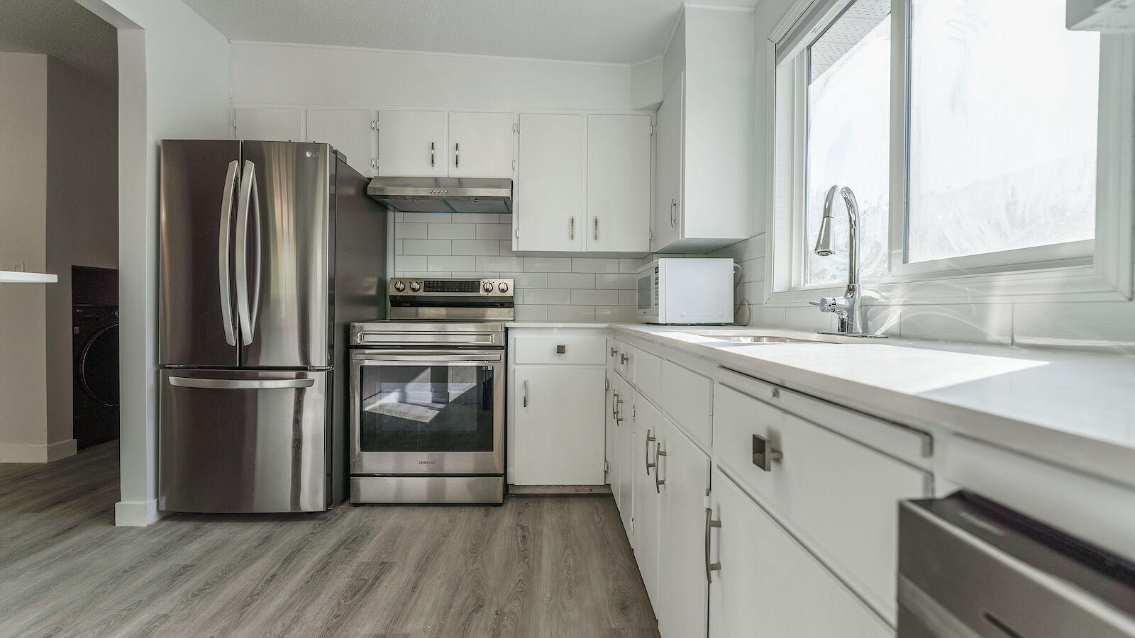 Calgary 2 bedrooms Main Floor for rent. Property photo: 573914-1