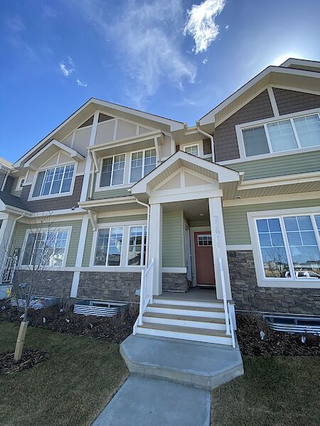 Edmonton 3 bedrooms Main Floor for rent. Property photo: 573994-2