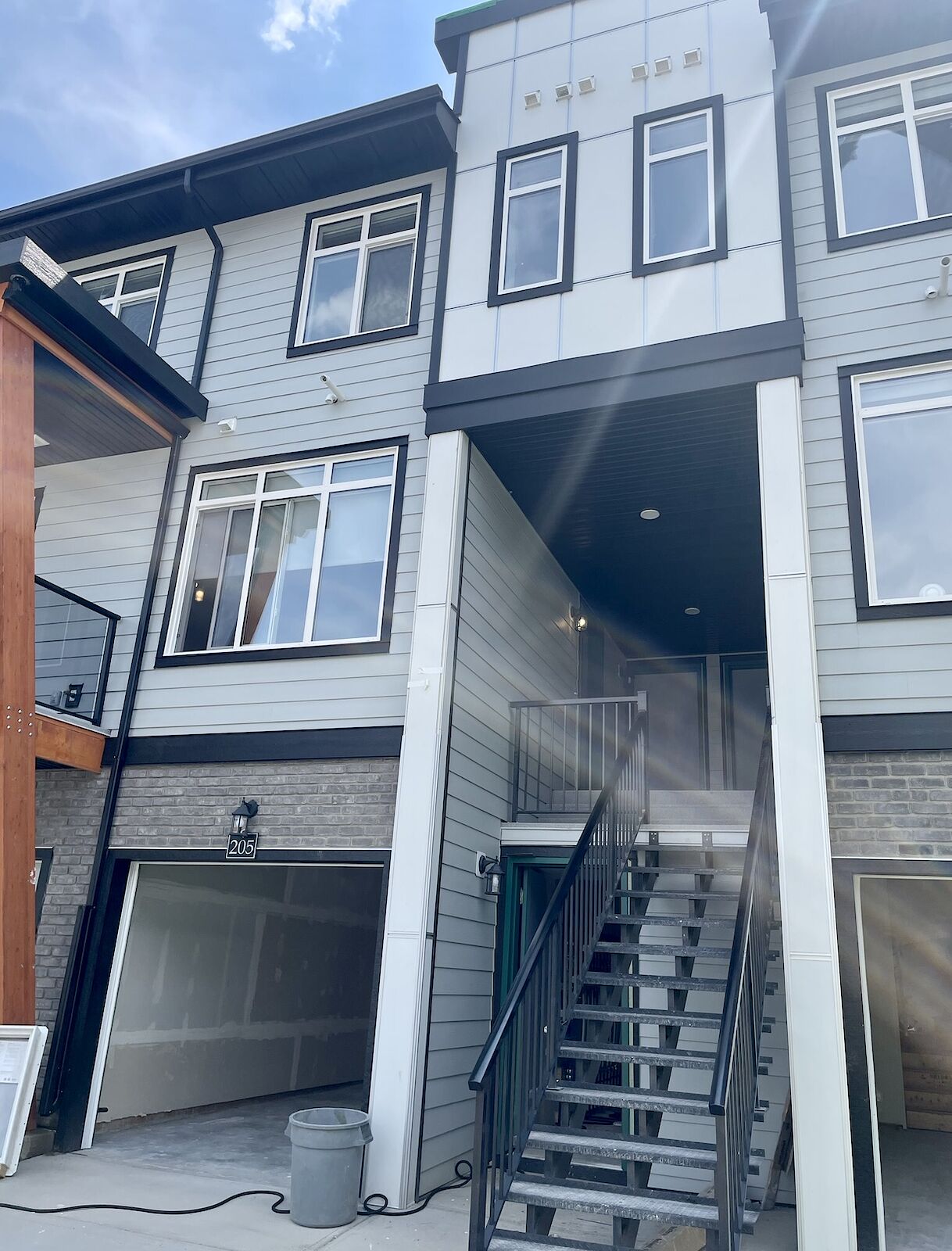 Calgary 2 bedrooms Townhouse for rent. Property photo: 574097-1