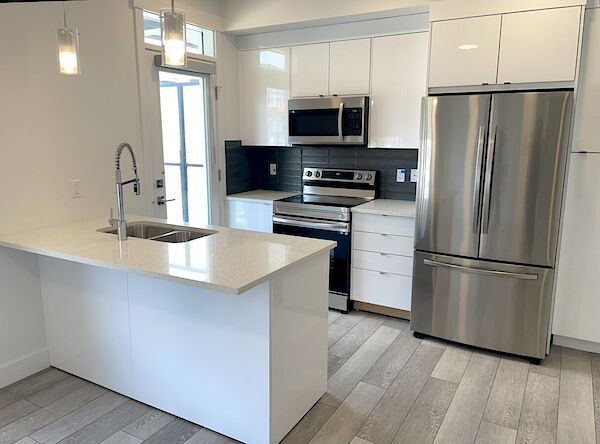 Calgary 2 bedrooms Townhouse for rent. Property photo: 574097-3
