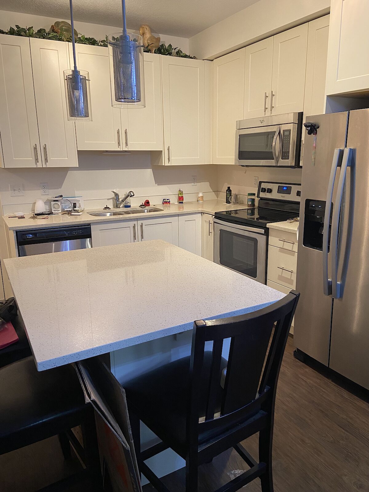 Calgary 1 bedroom Condo Unit for rent. Property photo: 574353-1