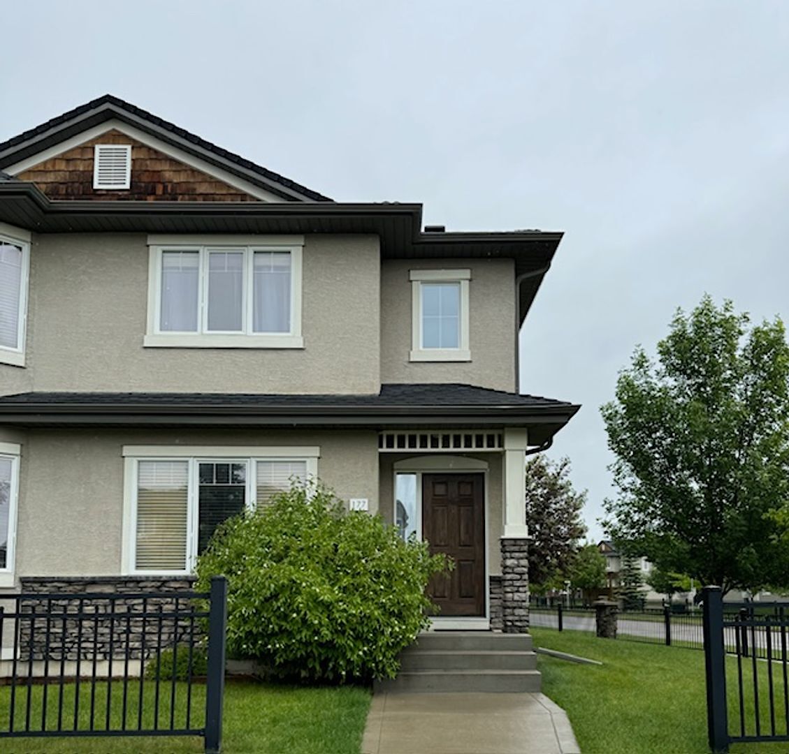 Saskatoon 3 bedrooms Townhouse for rent. Property photo: 574449-1