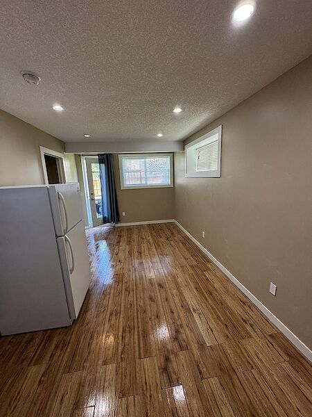 Airdrie 1 bedroom Basement for rent. Property photo: 574728-3