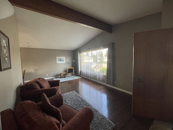 Edmonton 3 bedrooms Main Floor for rent. Property photo: 574776-3
