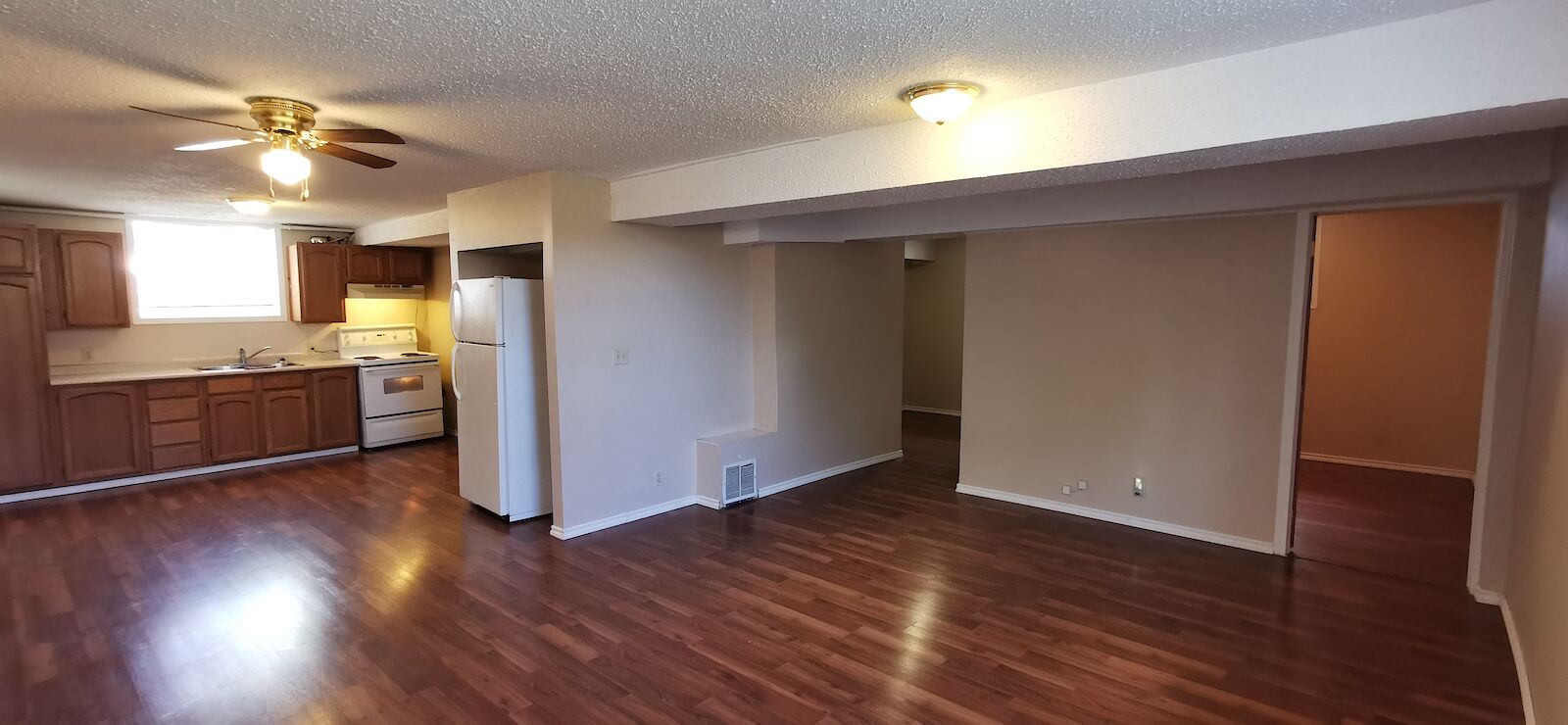 Calgary 1 bedroom Basement for rent. Property photo: 574779-1