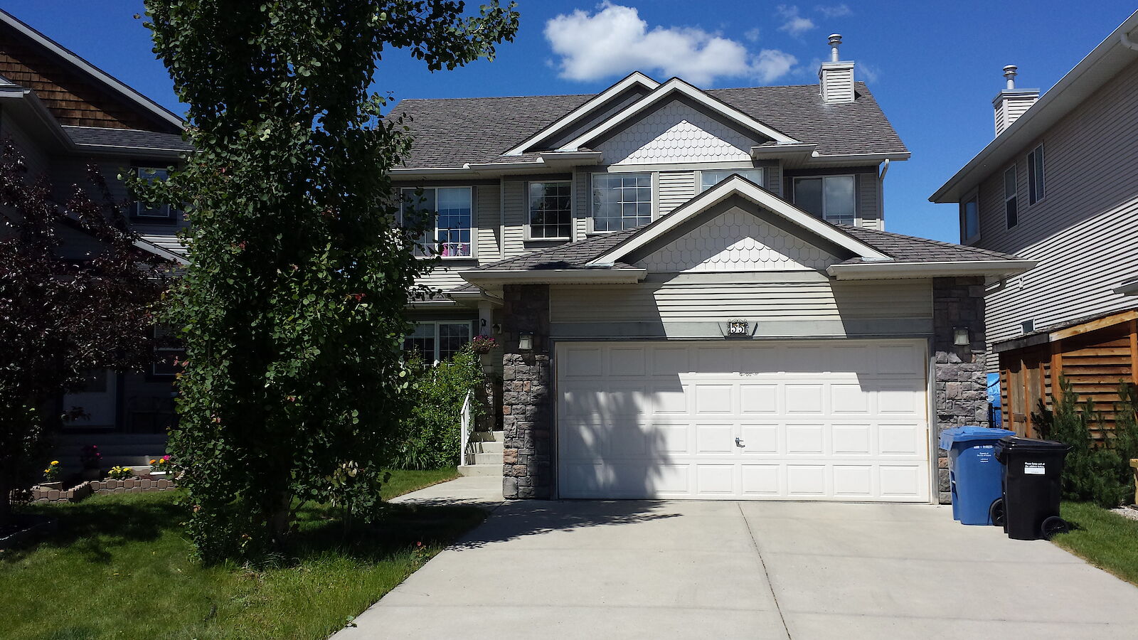 Calgary 3 + Den bedrooms House for rent. Property photo: 575007-1