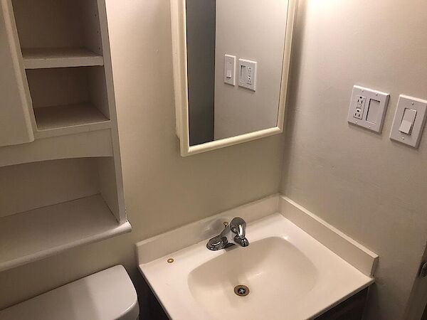 Calgary 1 bedroom Room For Rent for rent. Property photo: 575069-2